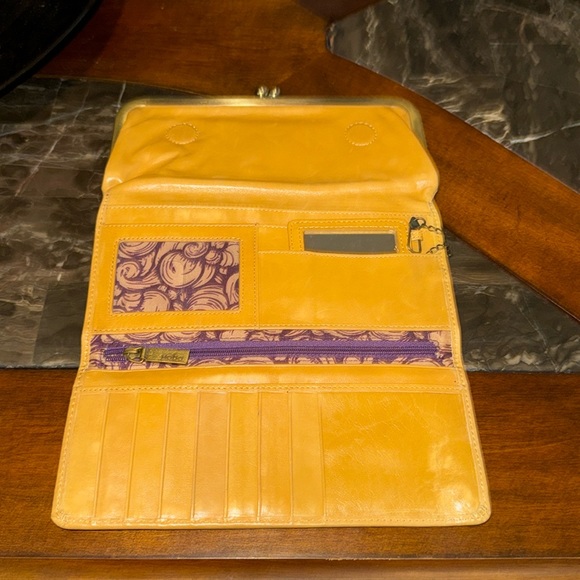 Hobo Wallet - Picture 7 of 8